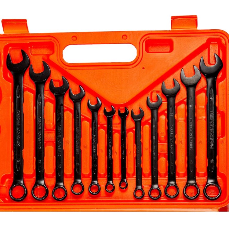 Zestaw nasadek pneumatycznych komplet kluczy zestaw 37 el. 1/2'-6